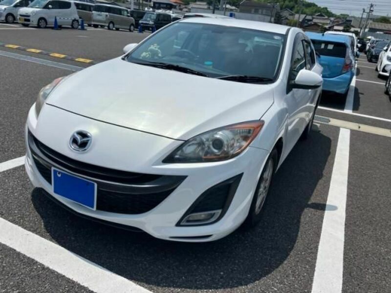 MAZDA AXELA SPORTS