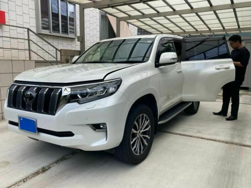 LAND CRUISER PRADO