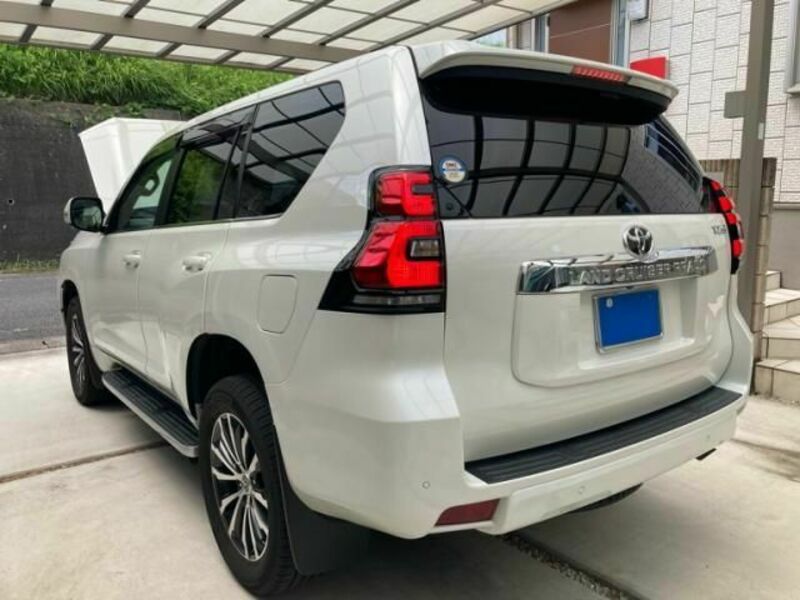 LAND CRUISER PRADO