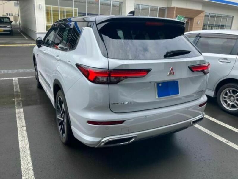 OUTLANDER PHEV