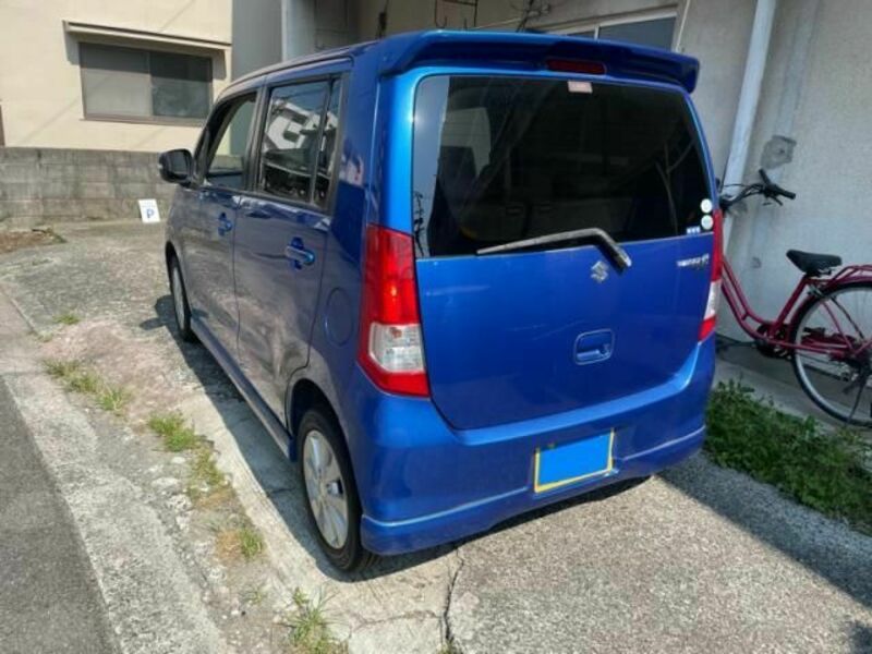 WAGON R