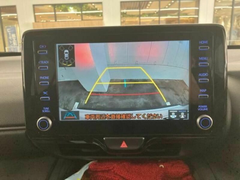 YARIS CROSS