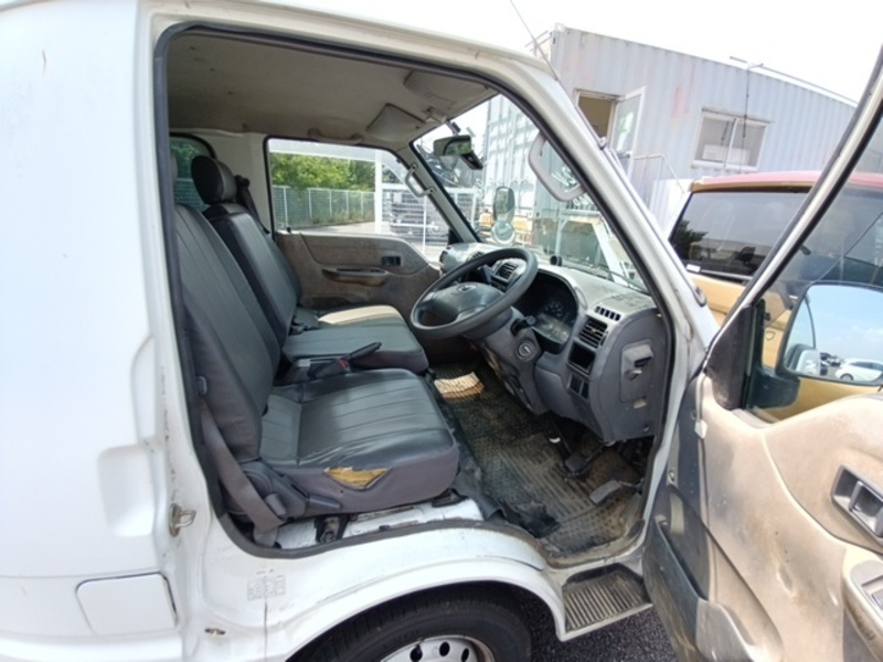 BONGO VAN