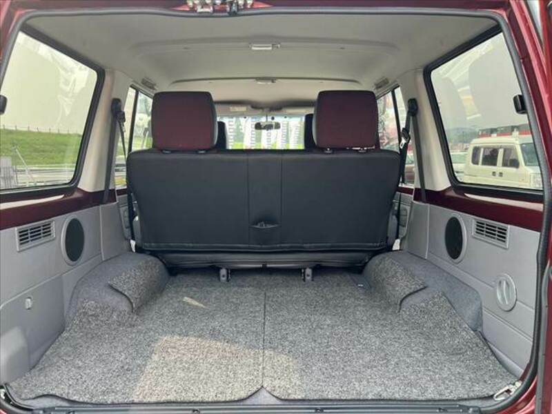 LAND CRUISER