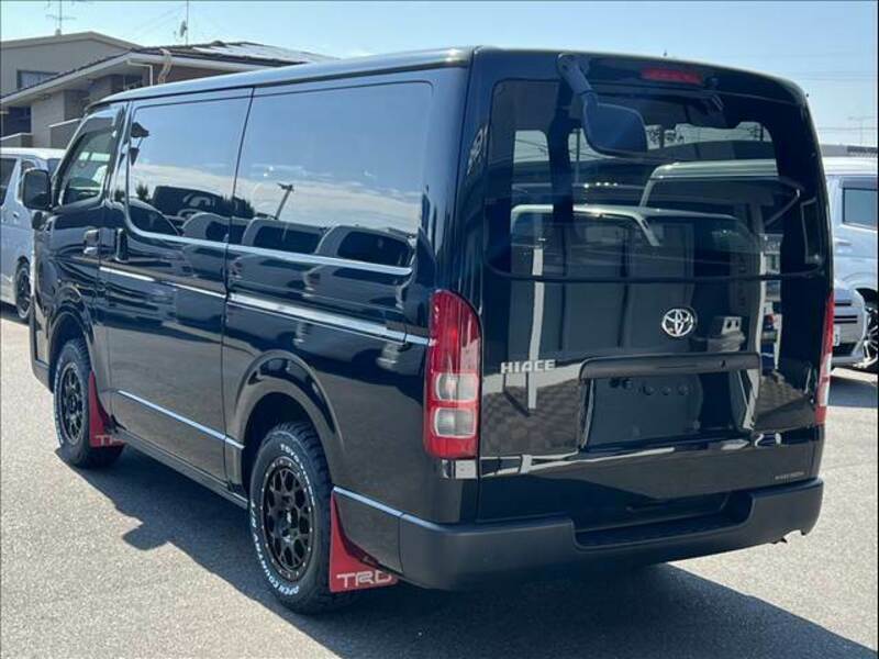 HIACE VAN