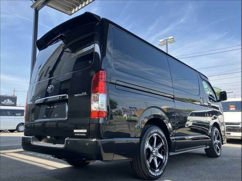 HIACE VAN