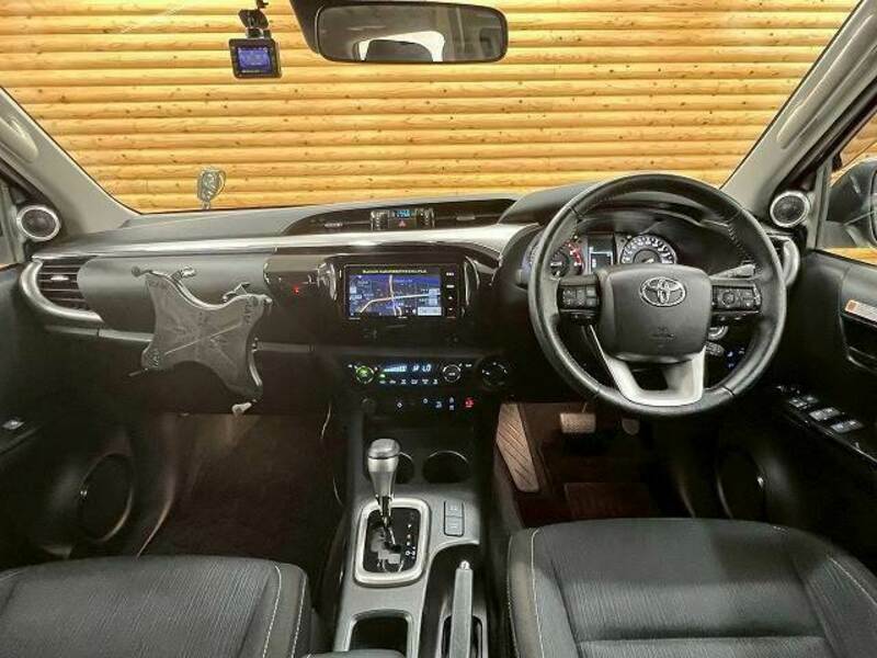 HILUX