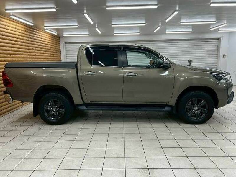 HILUX