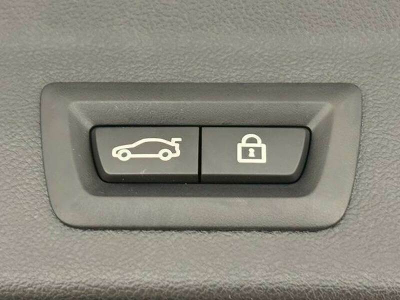 X3