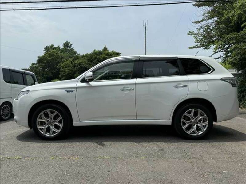 OUTLANDER PHEV
