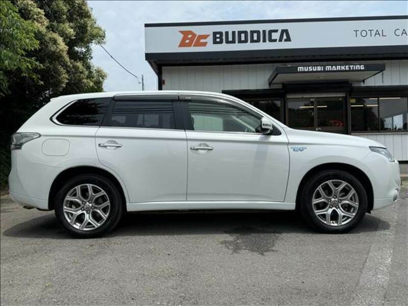 OUTLANDER PHEV