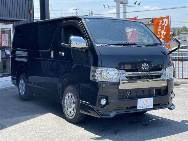 HIACE VAN