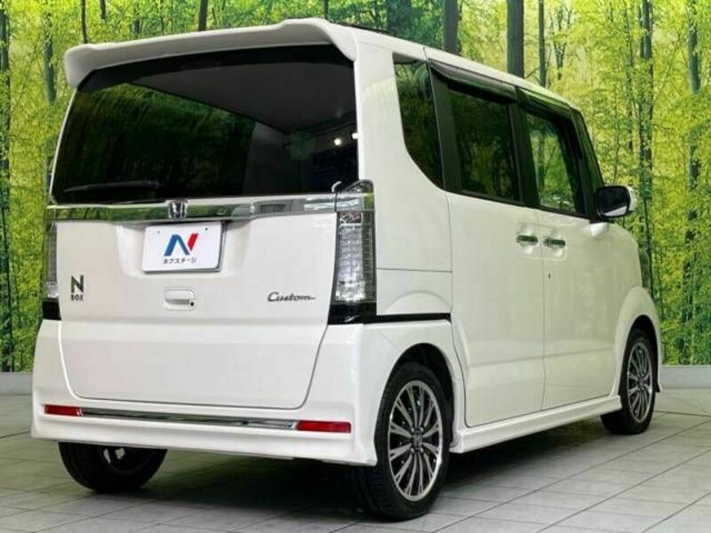 N BOX CUSTOM