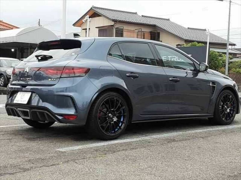 MEGANE