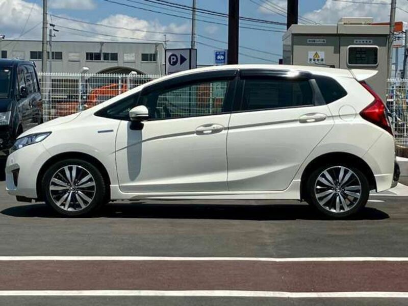 FIT HYBRID