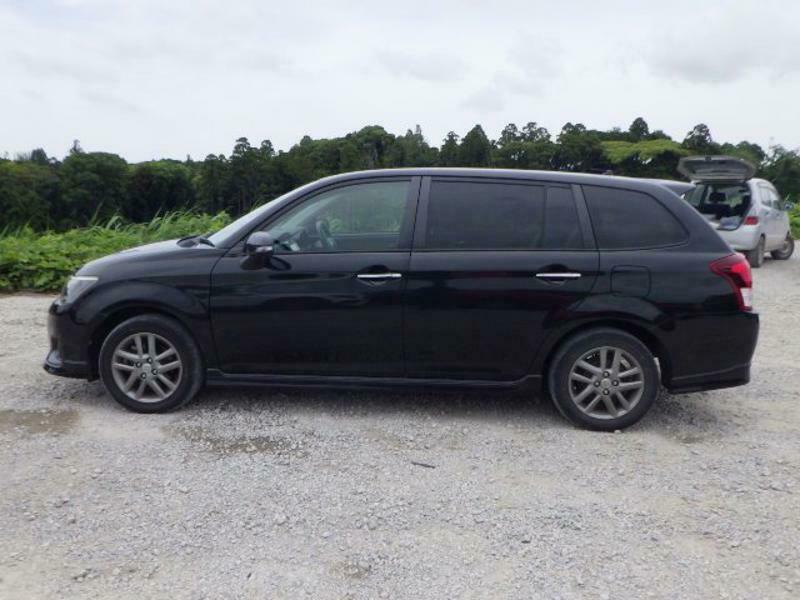 COROLLA FIELDER