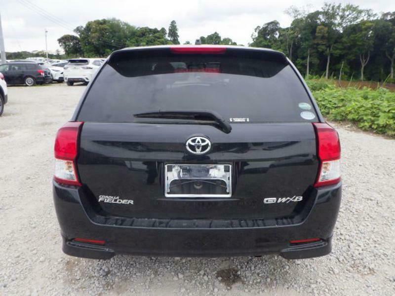 COROLLA FIELDER