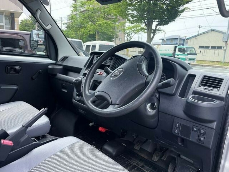 TOWNACE TRUCK