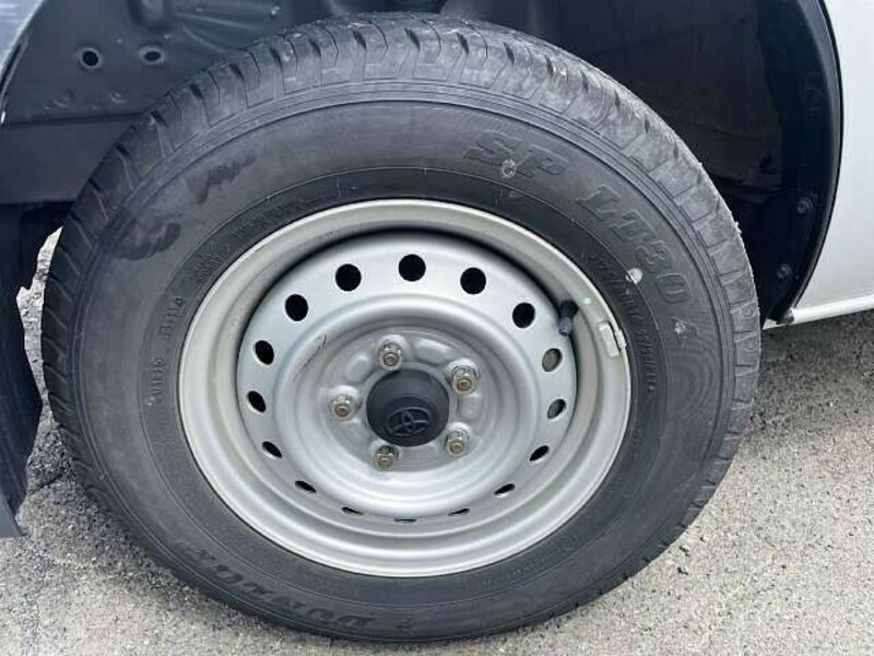 TOWNACE TRUCK