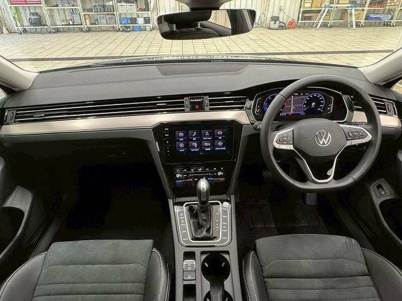 PASSAT VARIANT