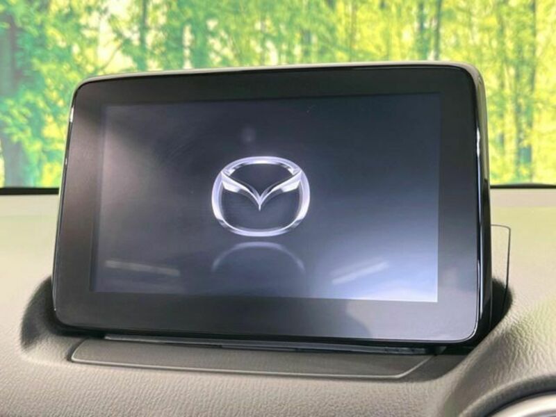 MAZDA2