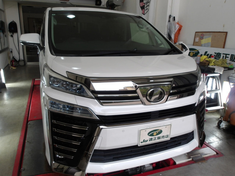 TOYOTA VELLFIRE