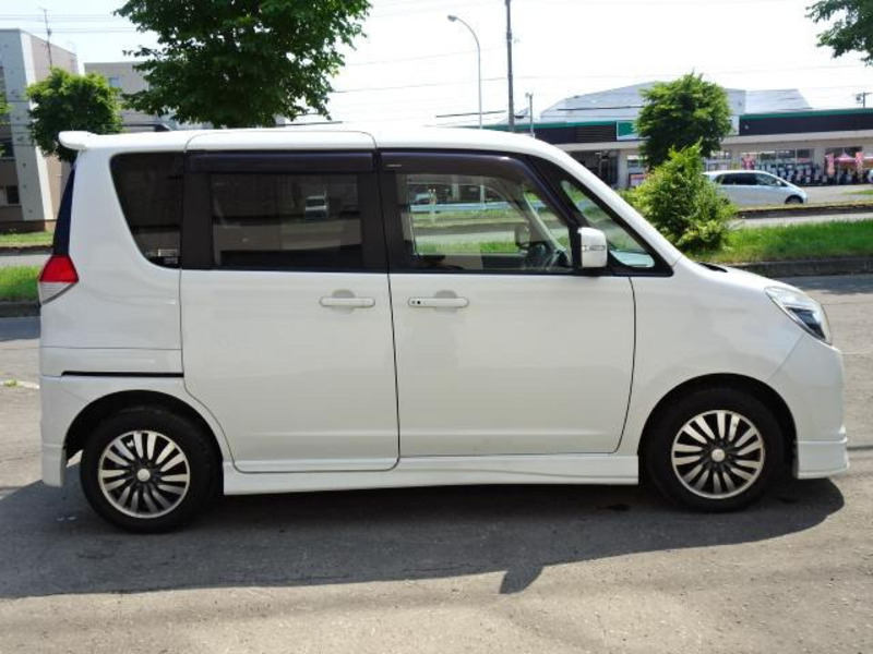 DELICA D2