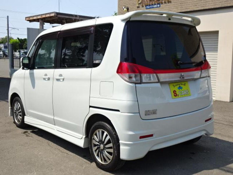 DELICA D2