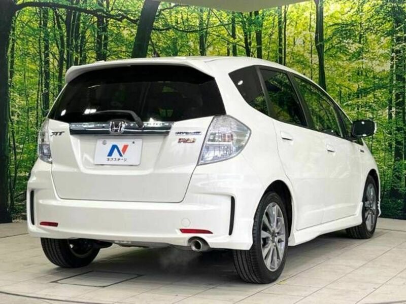 FIT HYBRID