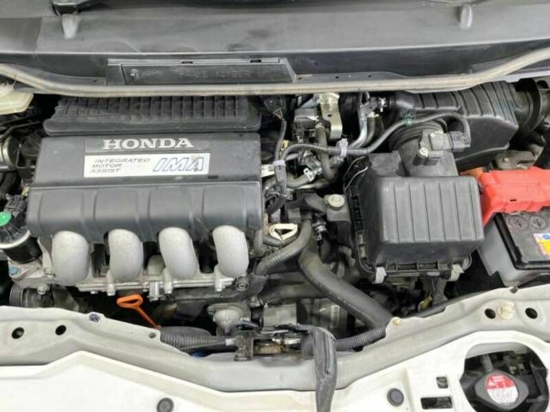 FIT HYBRID