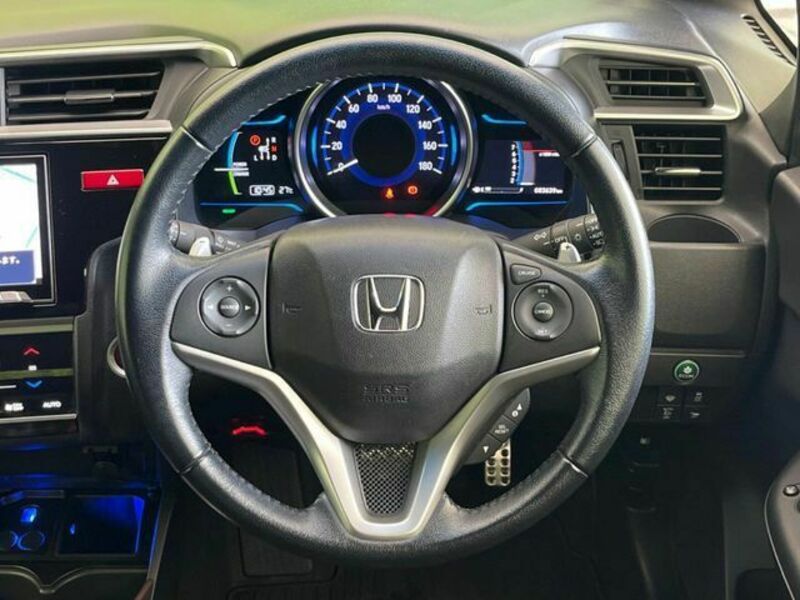 FIT HYBRID