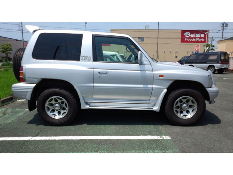 PAJERO