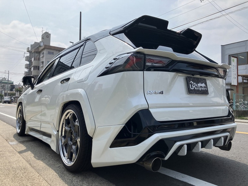 RAV4