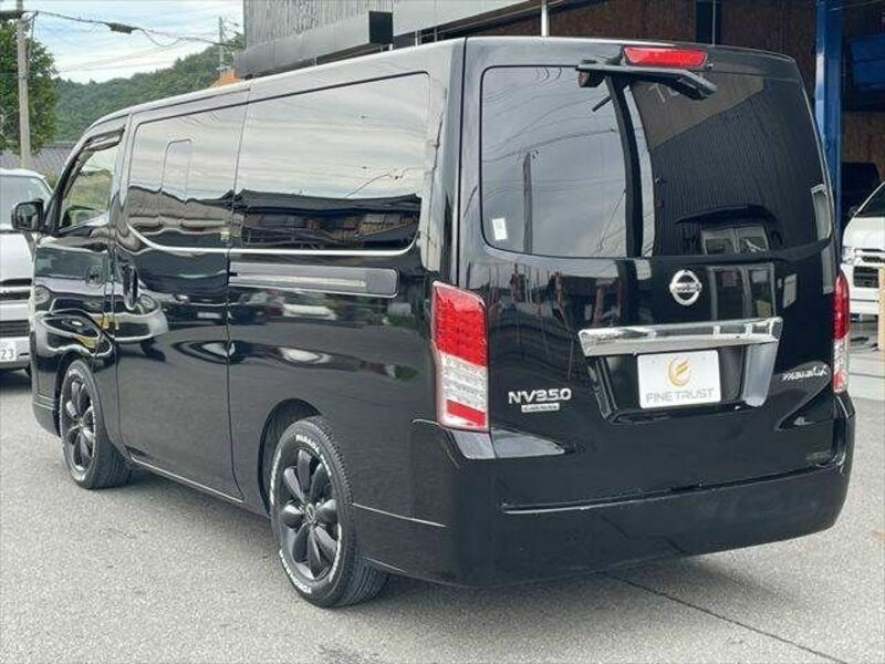 NV350 CARAVAN