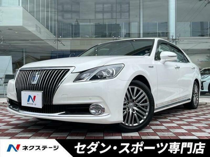 TOYOTA CROWN MAJESTA