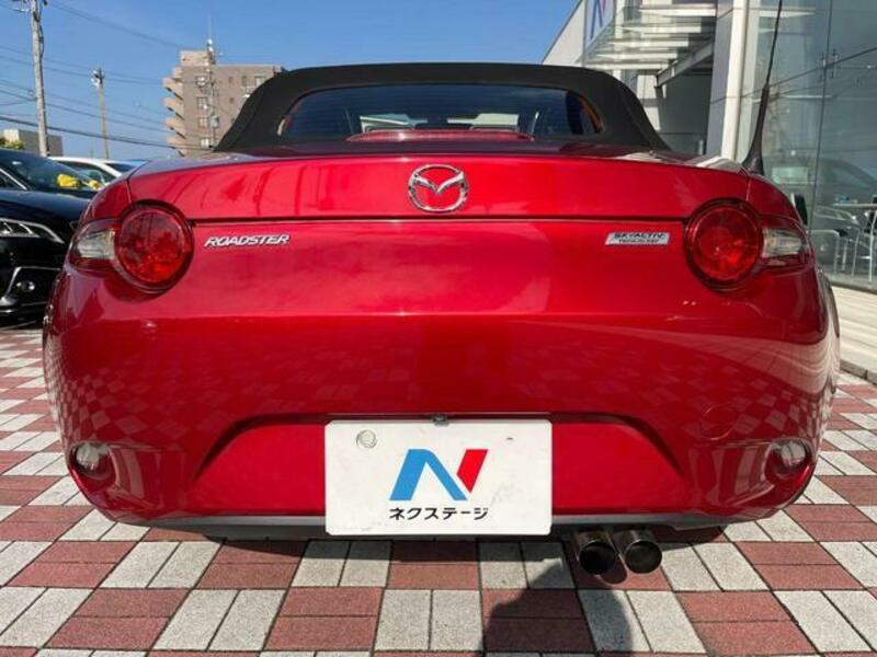 ROADSTER