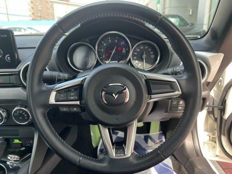 ROADSTER