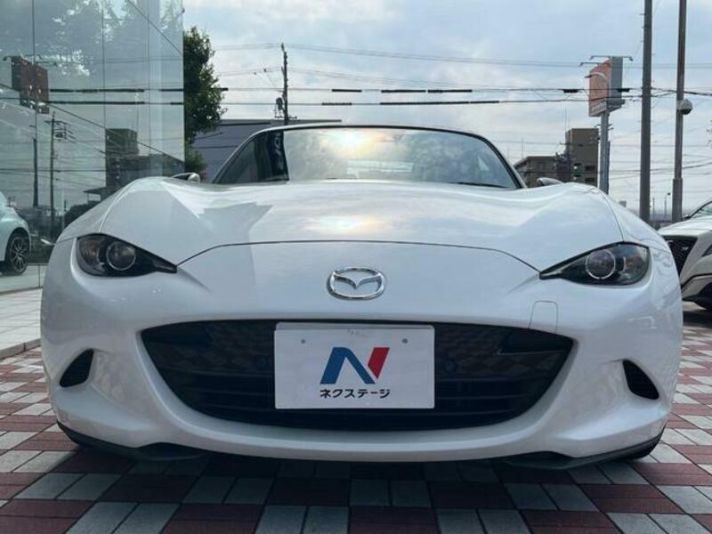 ROADSTER
