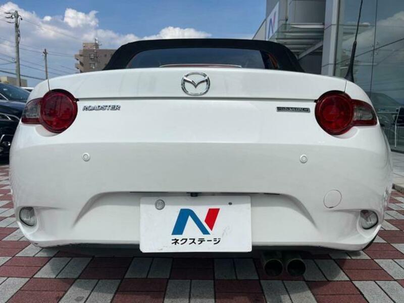 ROADSTER