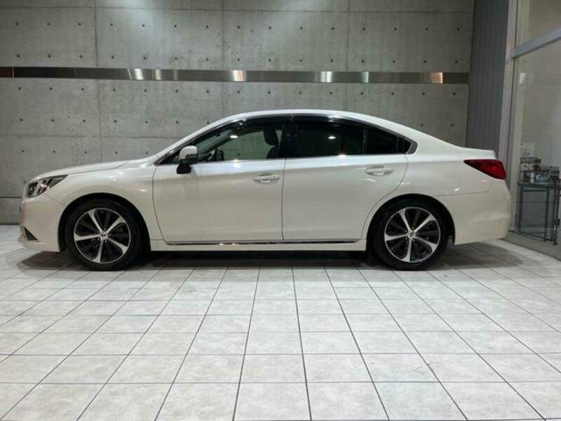 LEGACY B4