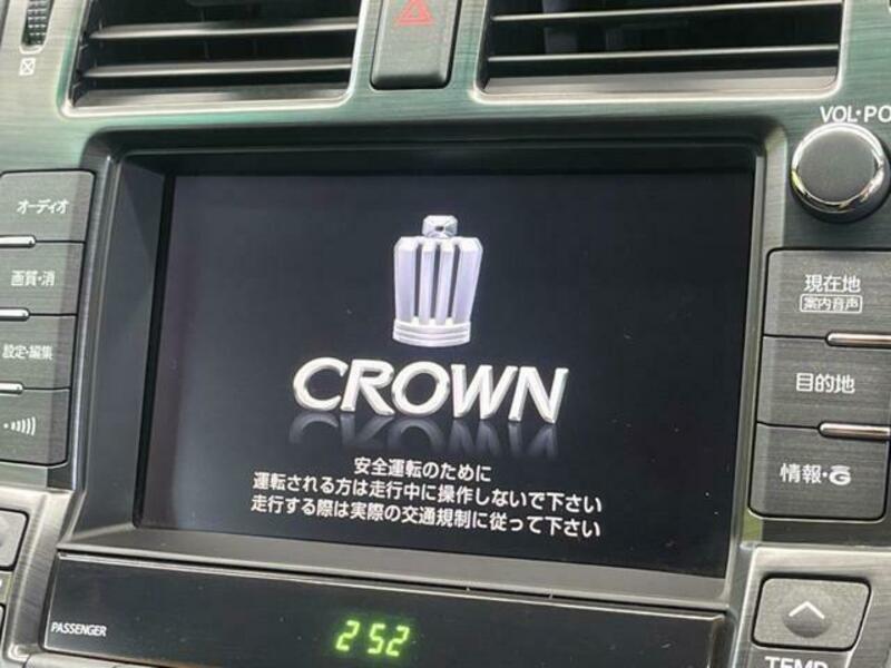 CROWN