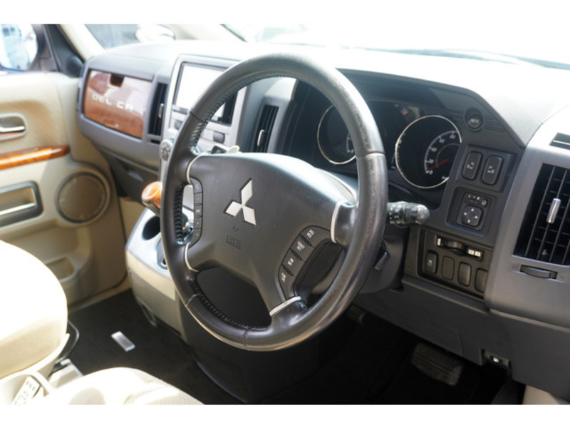 DELICA D5