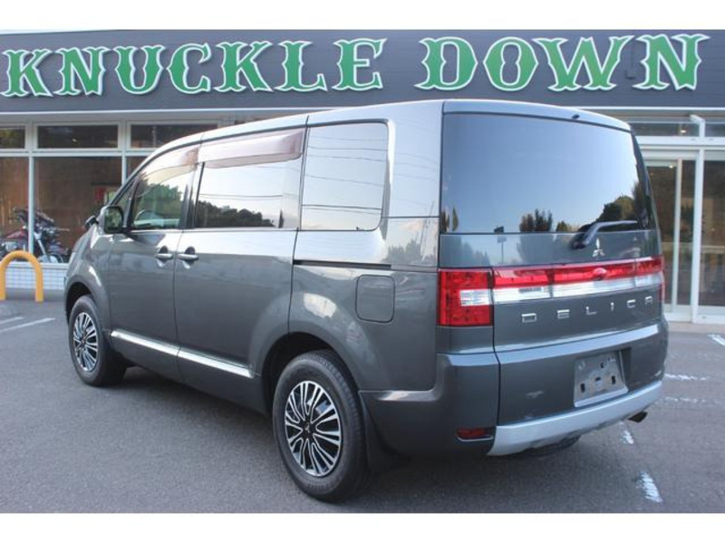 DELICA D5