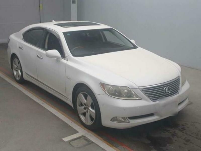 LEXUS LS
