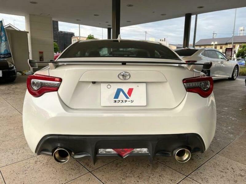 86