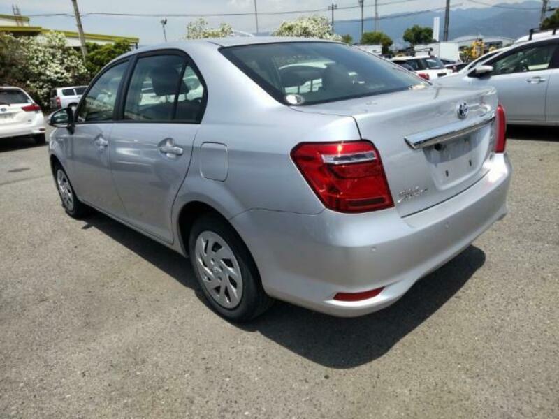 COROLLA AXIO