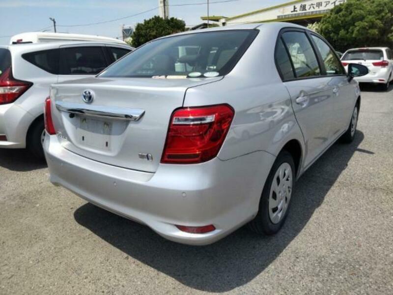 COROLLA AXIO