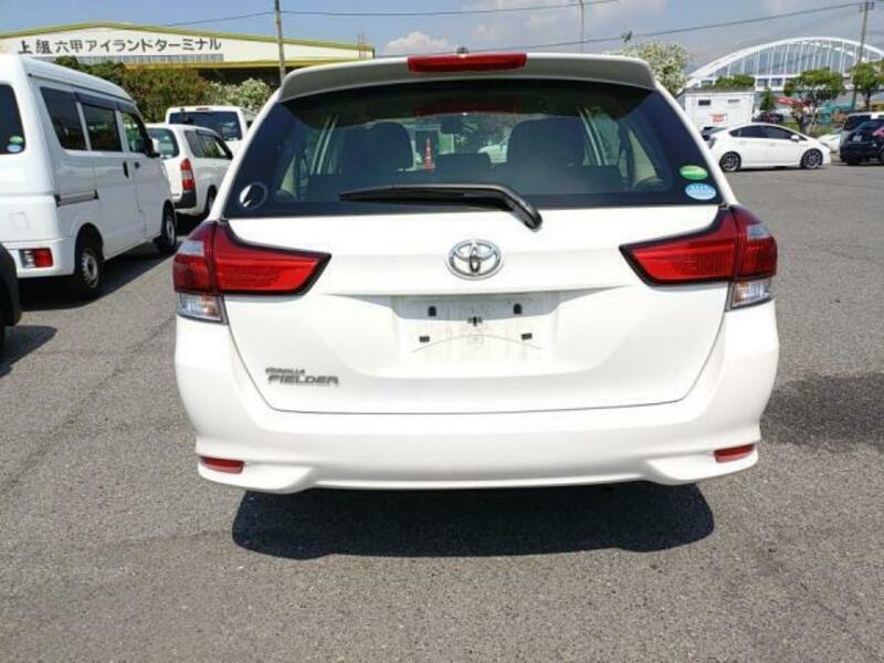 COROLLA FIELDER