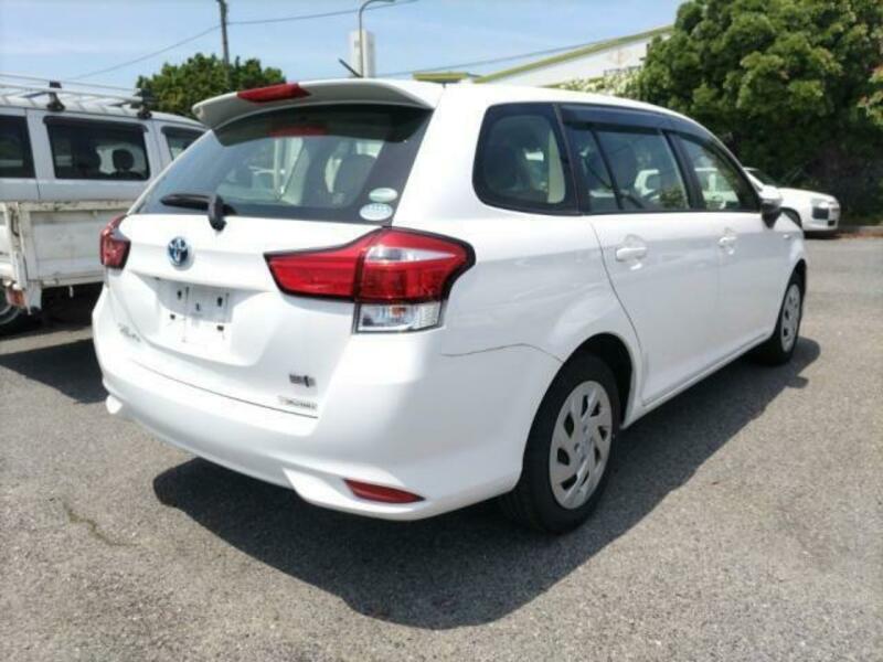 COROLLA FIELDER