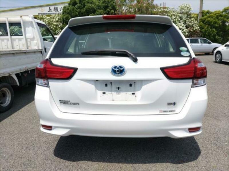 COROLLA FIELDER